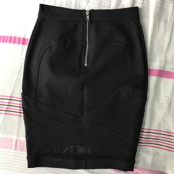 Guess skirt - Picture 2 of 5